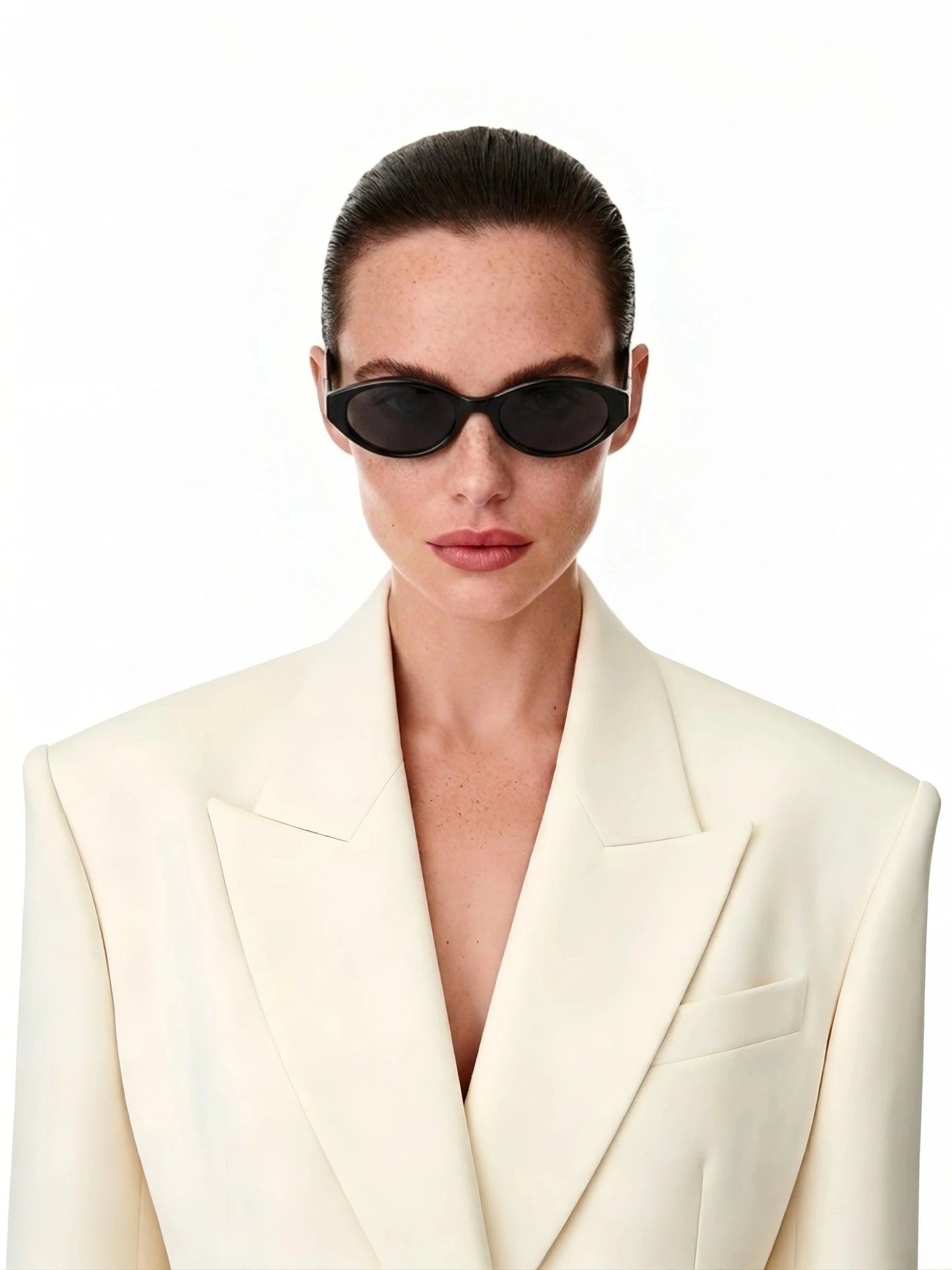 Blitz Black female model