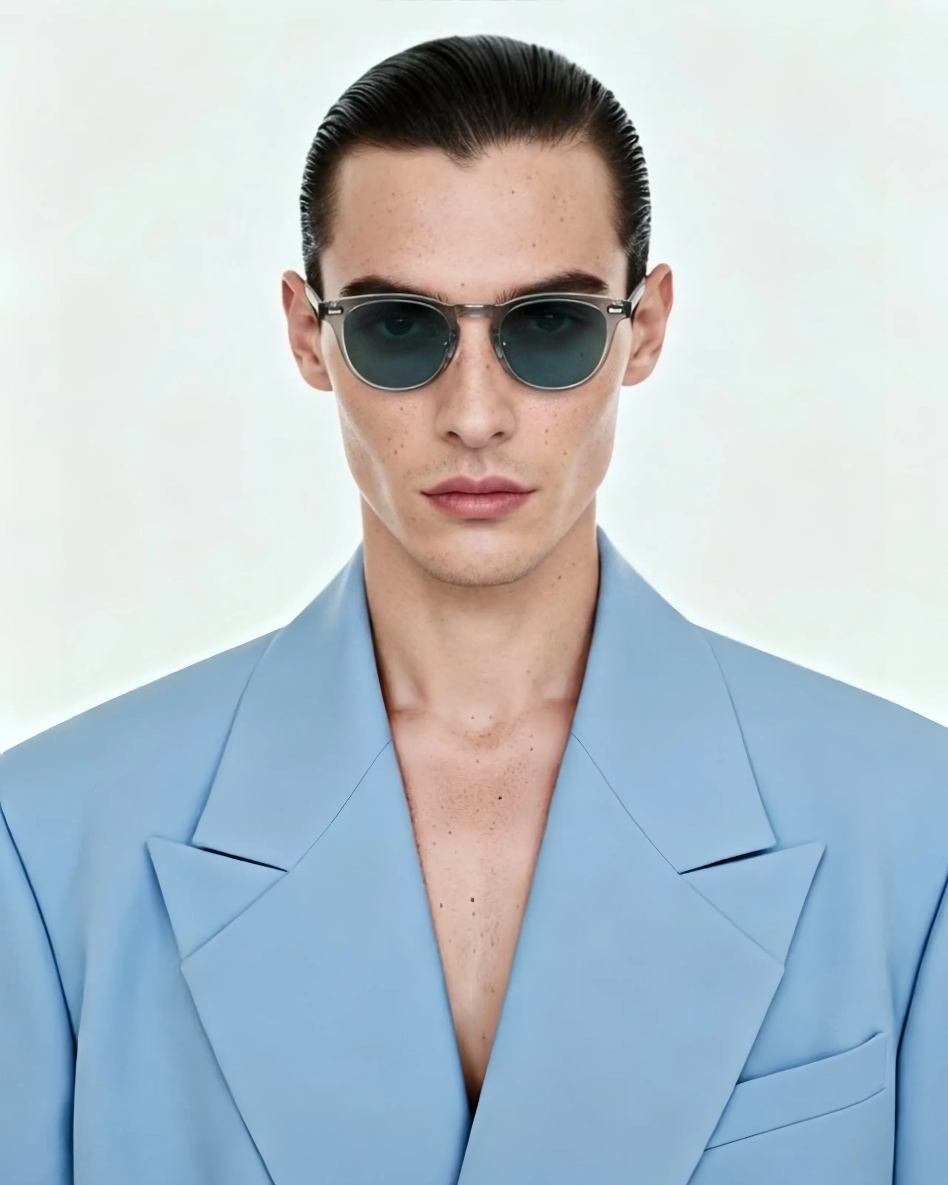 Davin_Light Blue_model