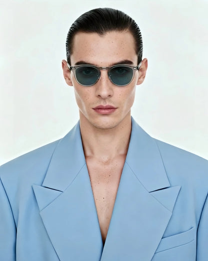 Davin_Light Blue_model