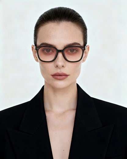 Karo Pink model